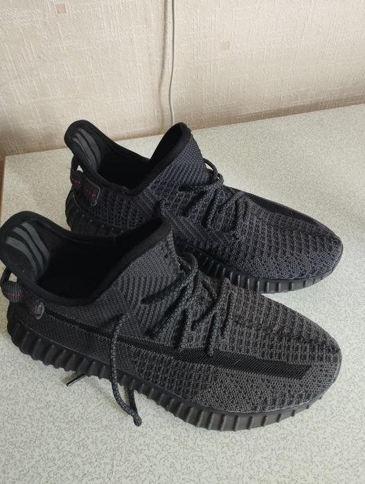 Продам кроссовки