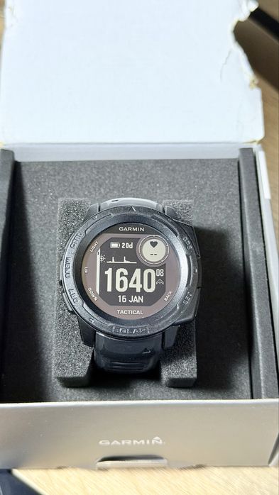 GARMIN Instinct Solar