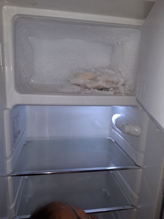 Холадилник артел.