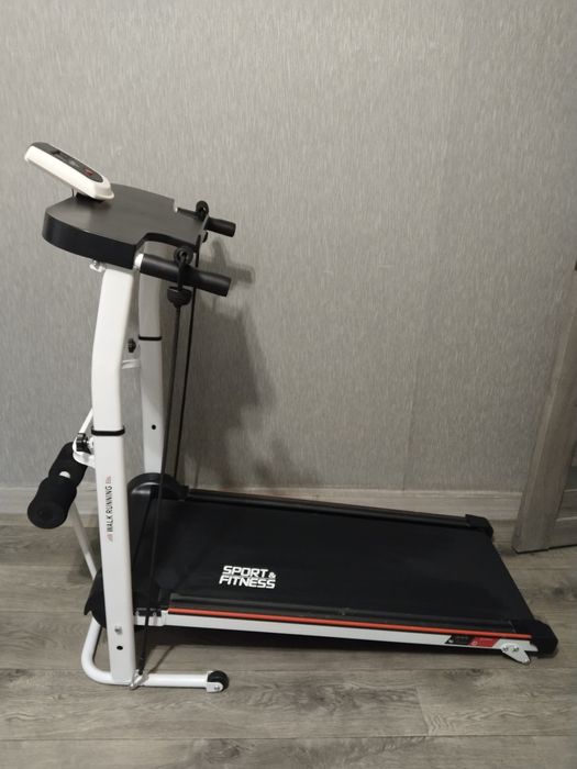 Продам беговую дорожку