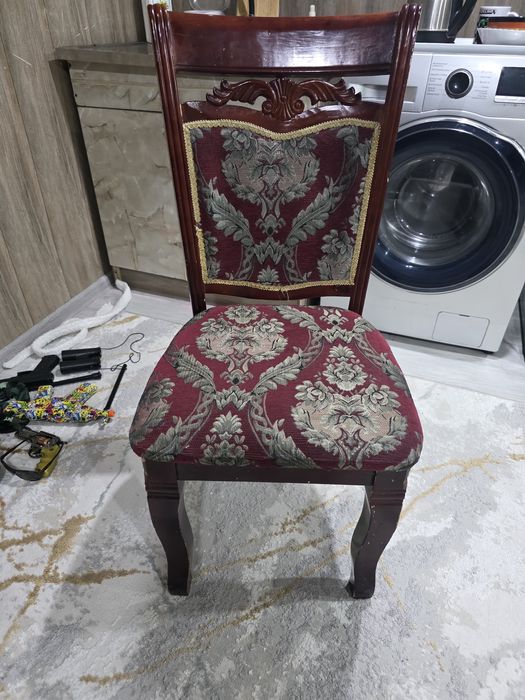 Продам  стулья .