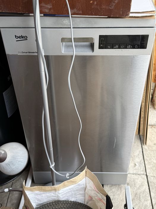 Masina de spalat vase Beko
