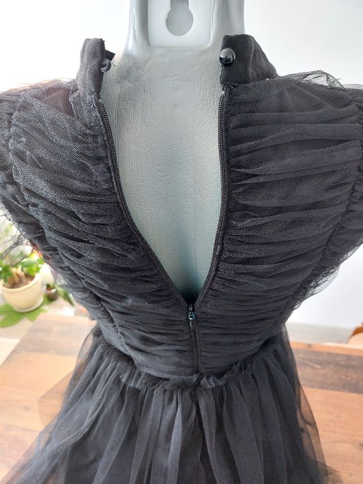 Официална рокля с тюл