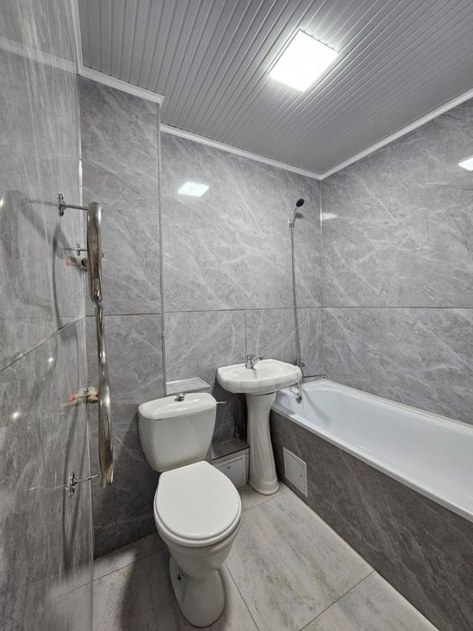 Продам 2 ух комнатную квартиру