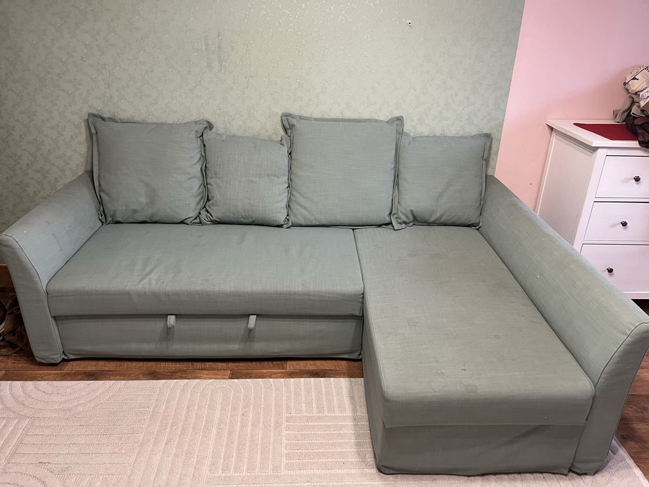 Диван Икеа Хольмсунд