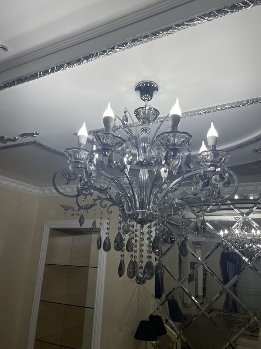 Продам люстру красивую