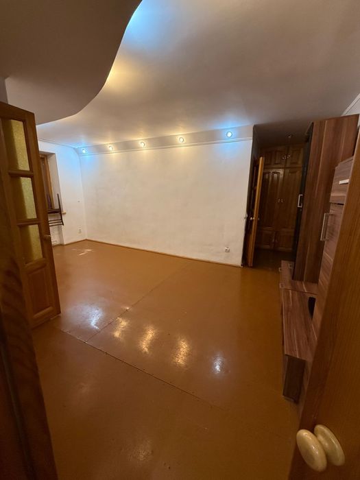 Продам 3 комнатную квартиру