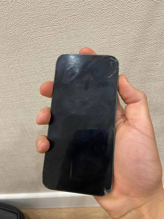 Айфон 13 в хорошем сост