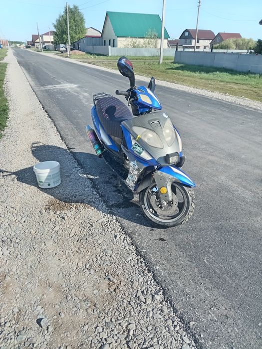 Продам скутер цена 160