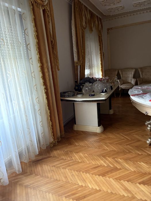 Mobilă de său rage rie