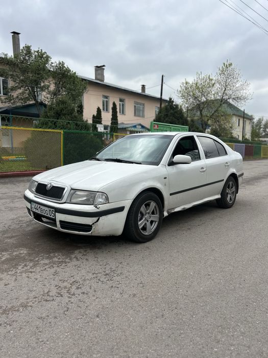 Шкода Октавия 1.8 турбо