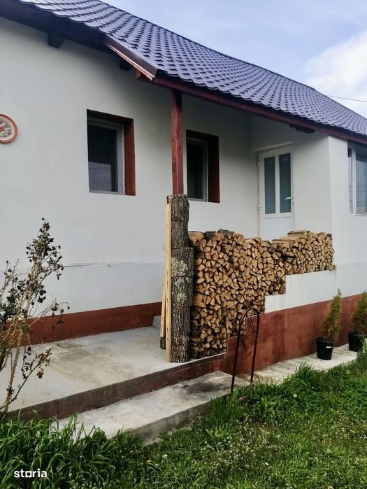 Casa Renovata Integral | Centrul Satului | 95Mp Util | 900Mp Teren