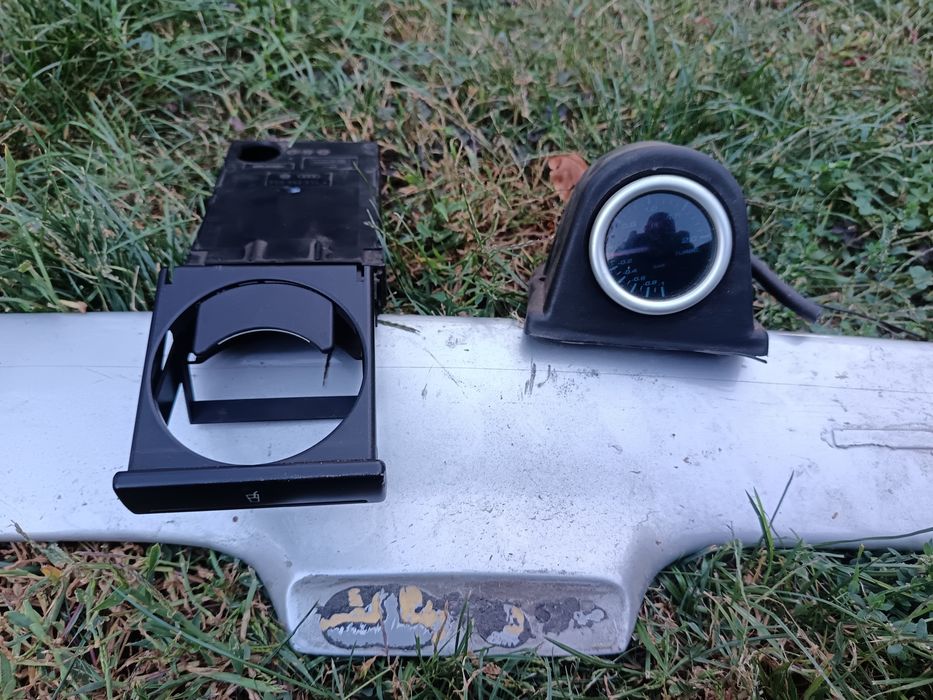 AUDI A4 B5 комби останали части