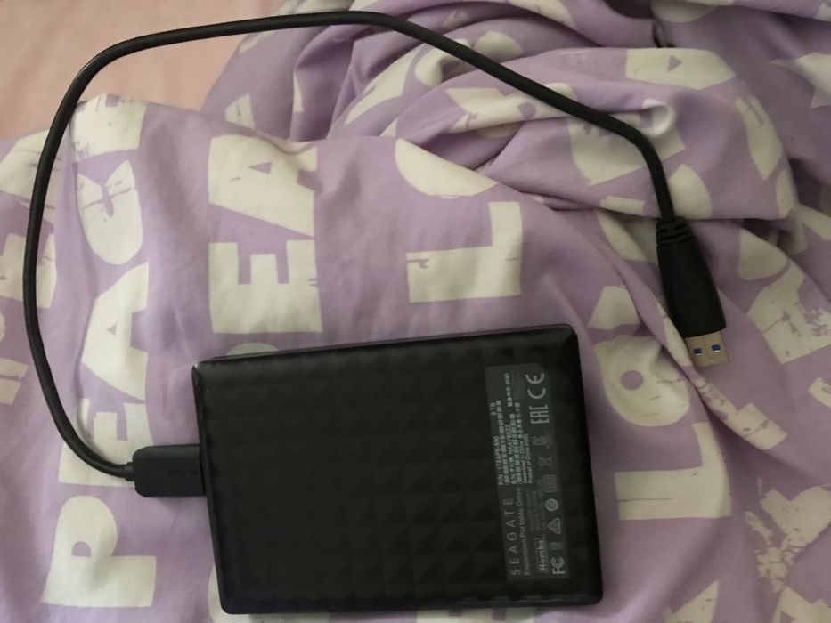 Hard extern 2TB ieftin