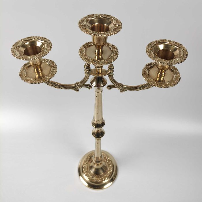 Висок свещник тройка