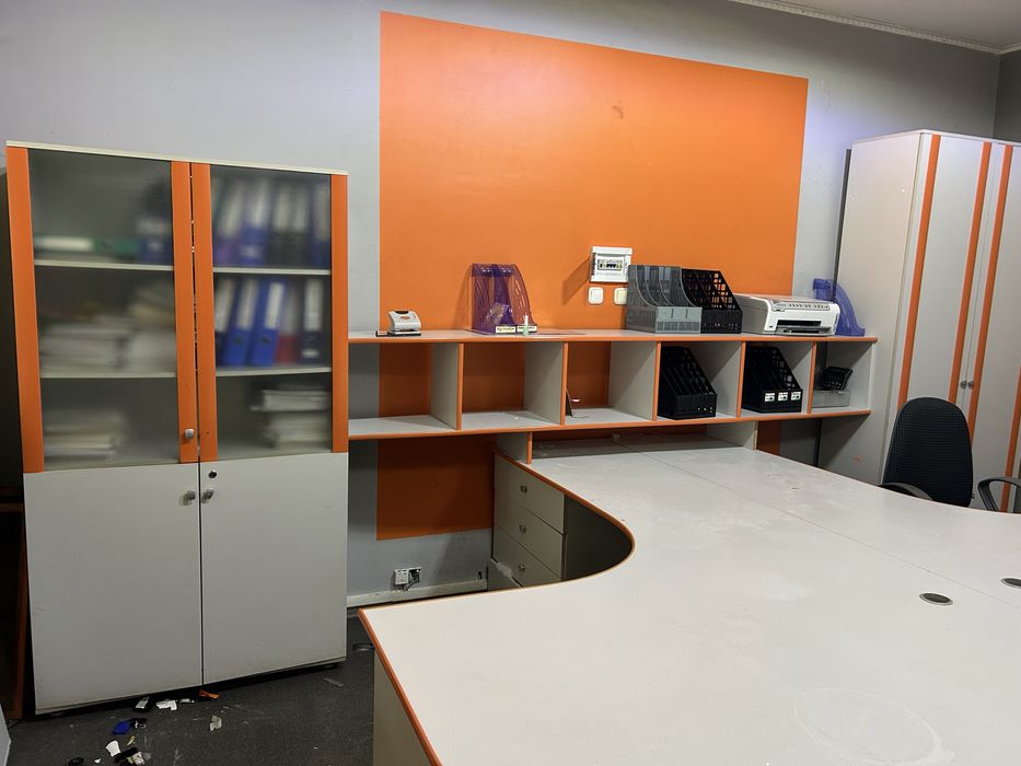 Продам офисную мебель б/у