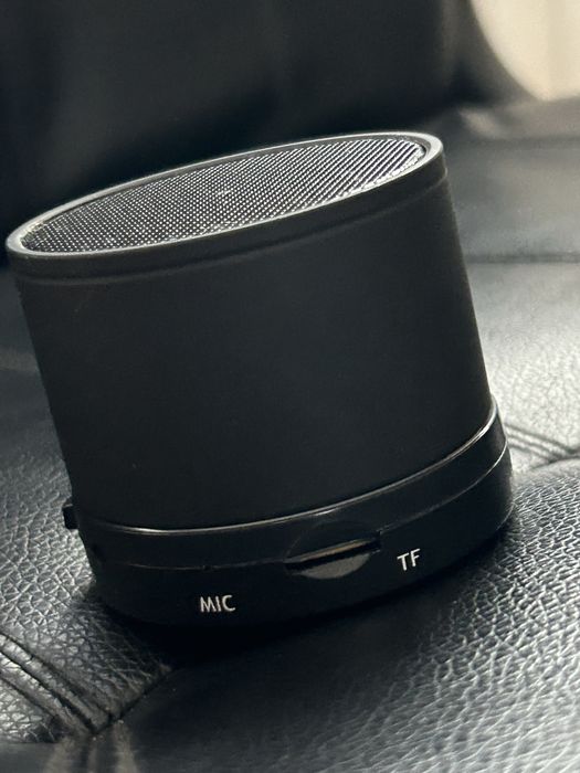 Преносима колона за музика