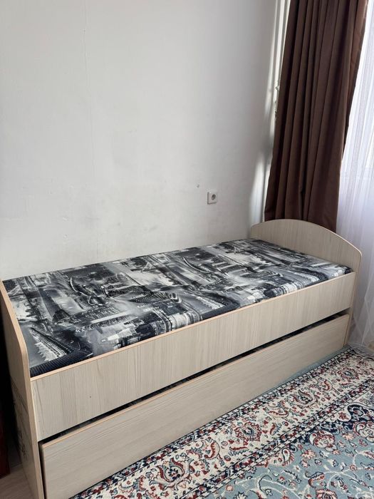 Диван  (кровать)