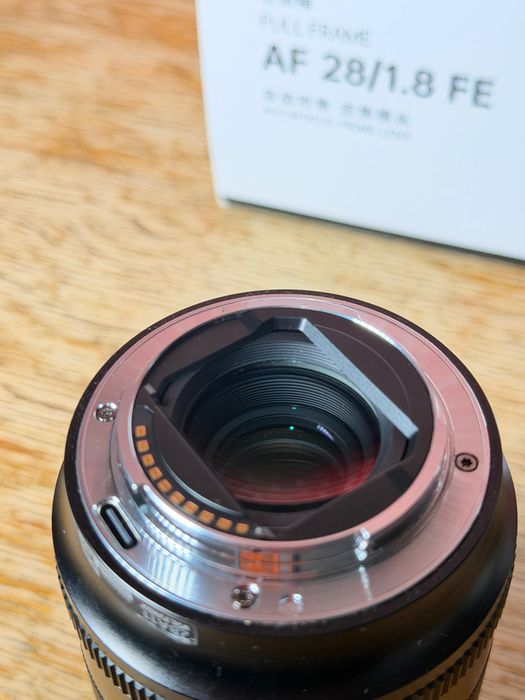 объектив viltrox af 28/1.8 fe для sony e
