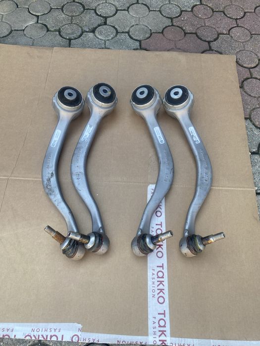 Brate BMW X6 G06 X5 G05 X7 G07 cod 8833468