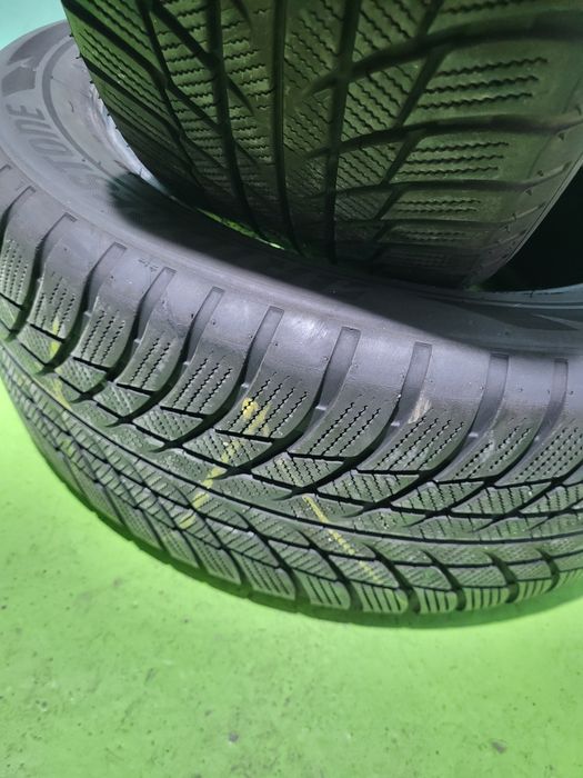 2 бр зимни 225/55/17 Bridgestone