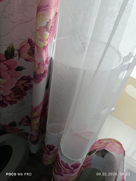 Продам шторы на кухню