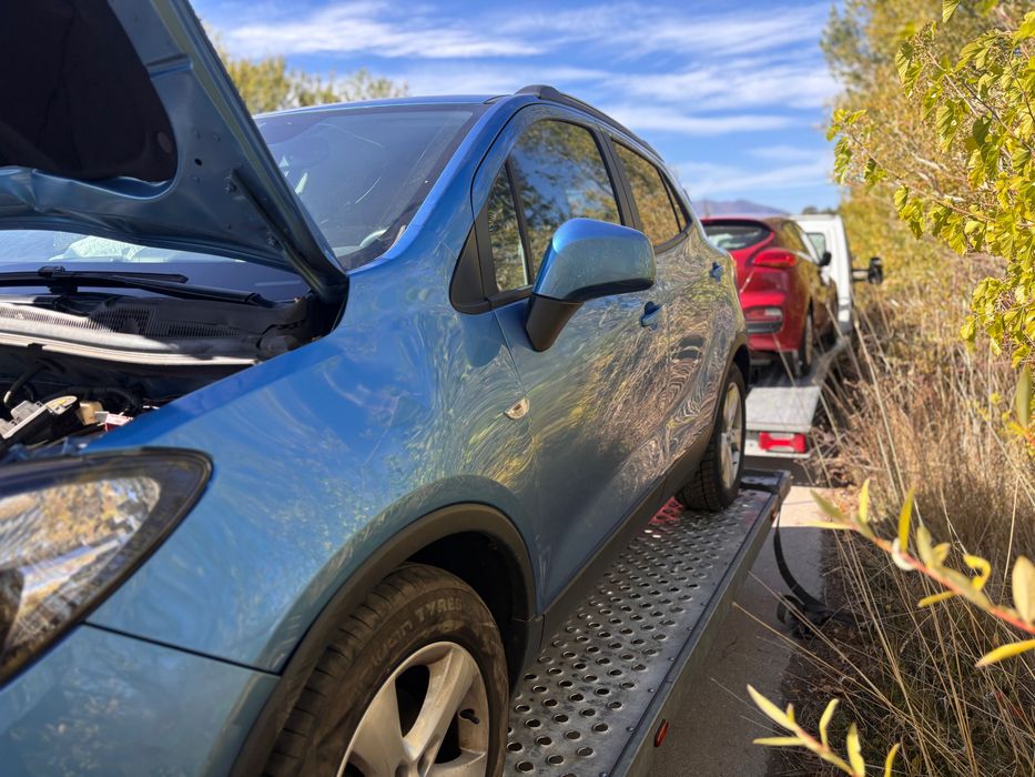 OPEL MOKKA на части