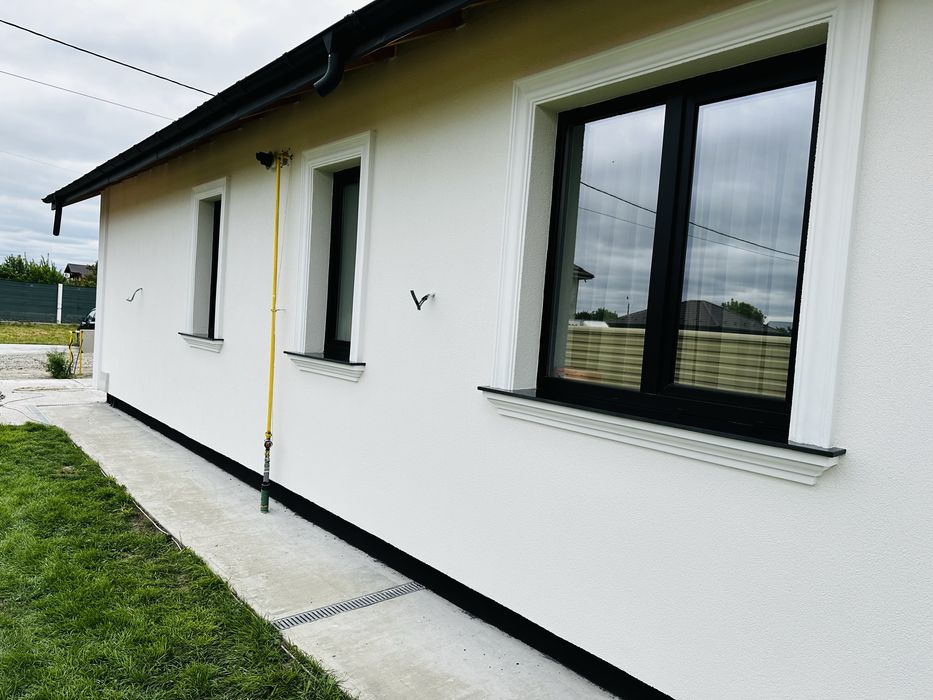 Echipa executam lucrari interior/exteror