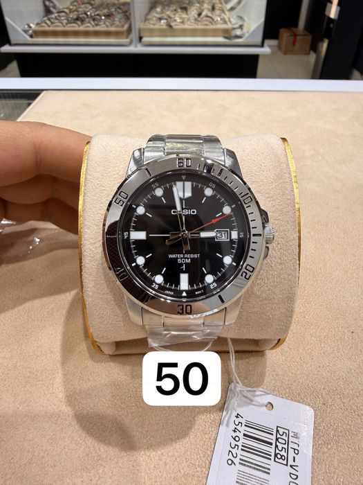 Часы Casio duro 200m