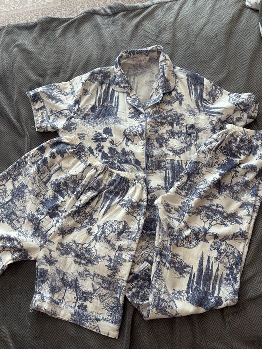 Продам женскую пижаму