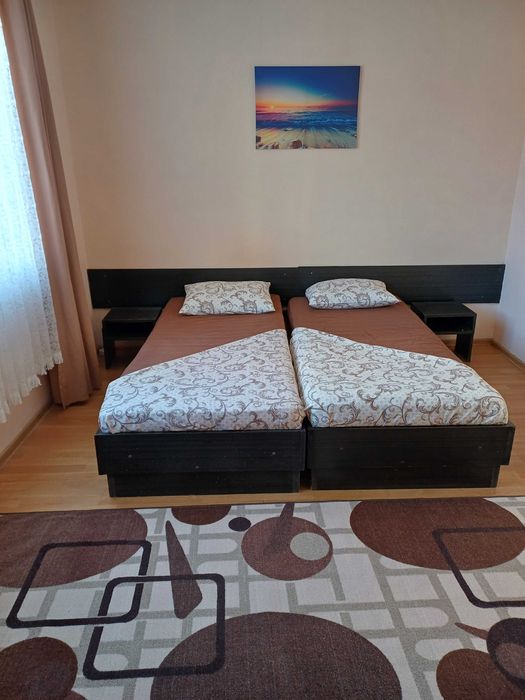 Подарявам гардероб с ракла и 2 единични легла
