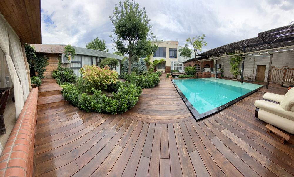 Дача Хайтек в черте города со всеми условиями для уютного отдыха.