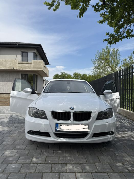 BMW E90 2.0 Diesel 200 CP – întreținută, mașină personală, km reali