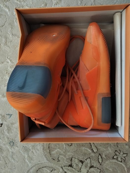 Баскетбольные кроссовки найк