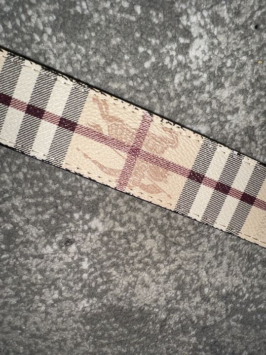 Curea  Burberry