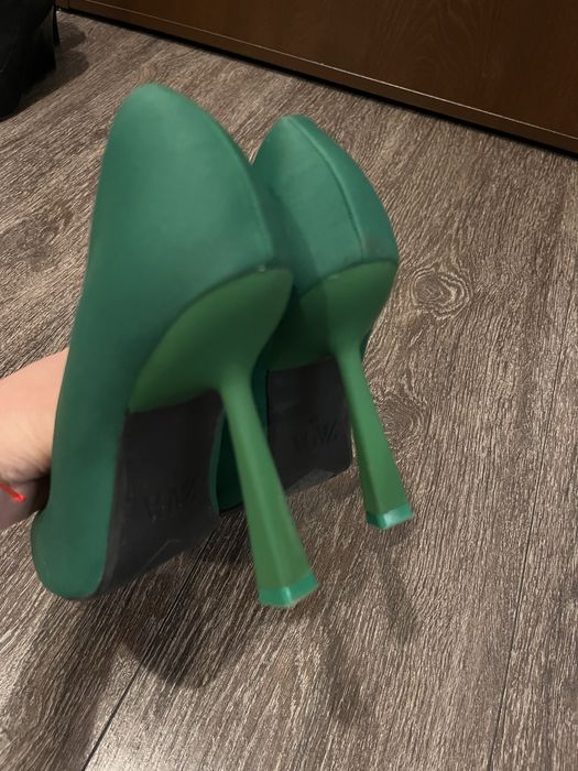 Vand pantofi verzi Zara nr 37