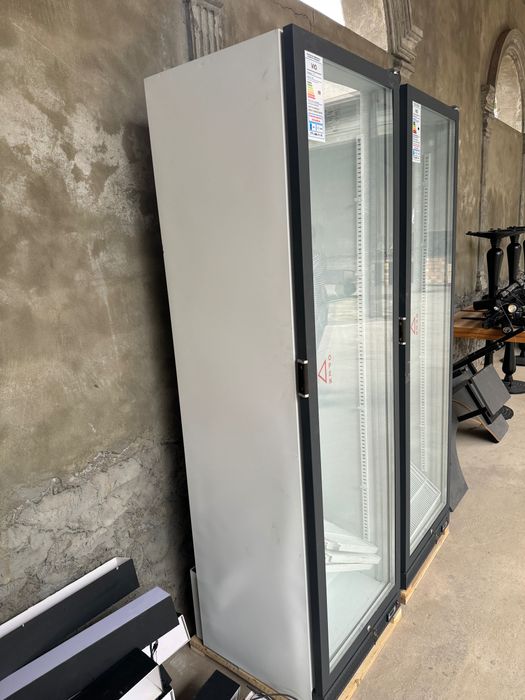 Холодильник, продуктовый и для напитков