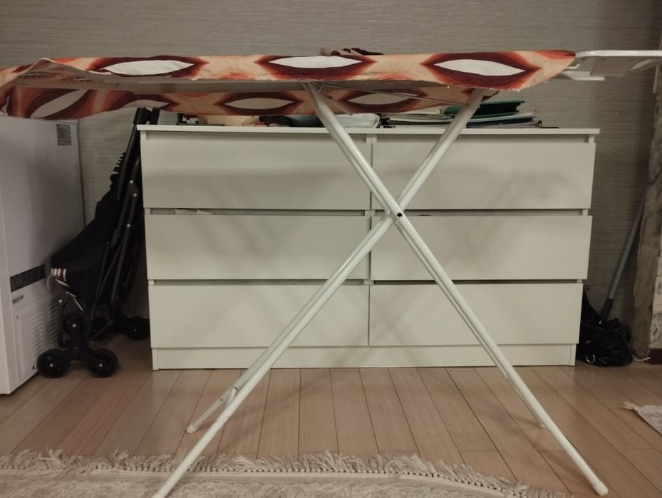 Продается гладильная доска.