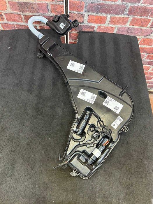 Rezervor lichid parbriz BMW XM M G09
