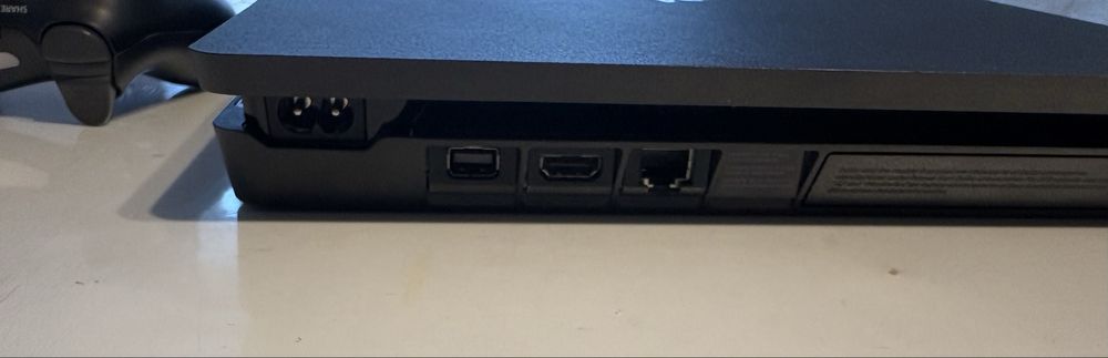 PS  4   play  station  putin utilizat