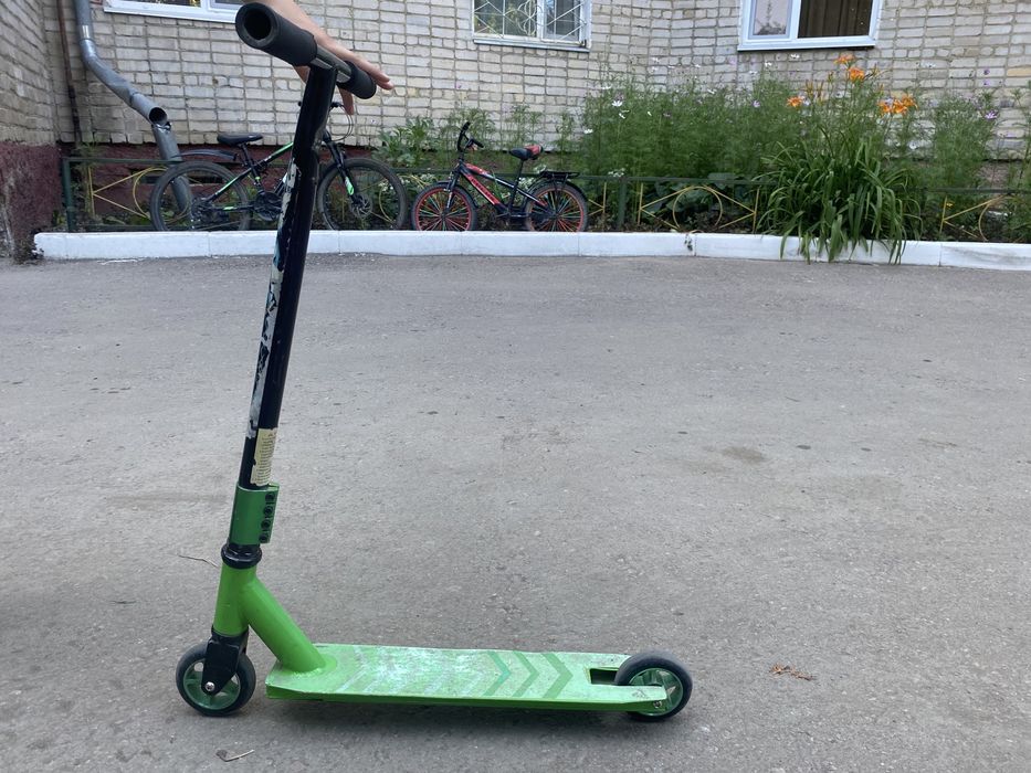 Продам самокат для трюков