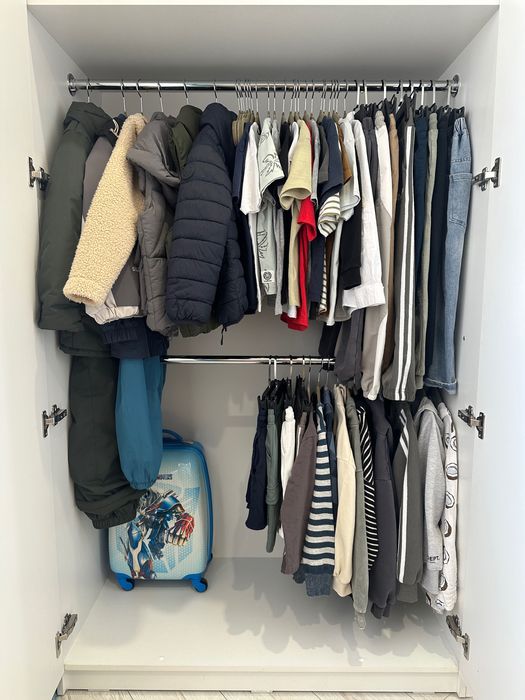 Шкаф для детской комнаты 2 штуки