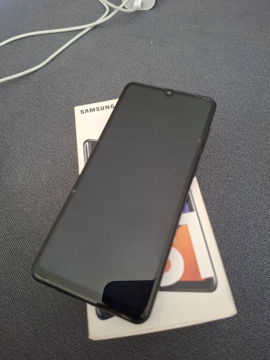 Продам телефон Samsung A31 64gb