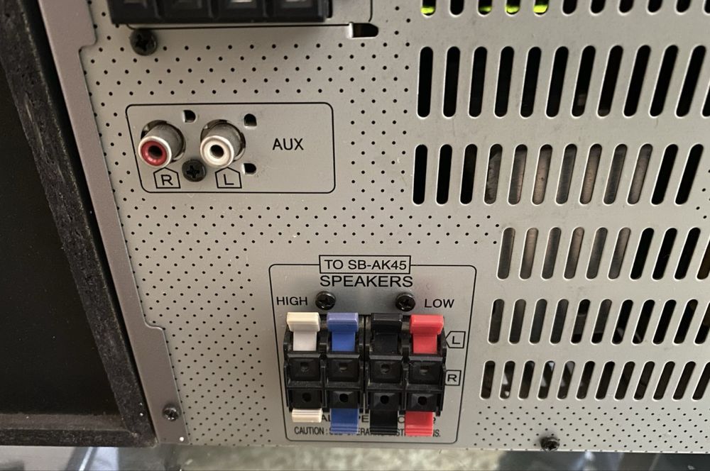 Panasonic SC-AK45 - 128 EUR