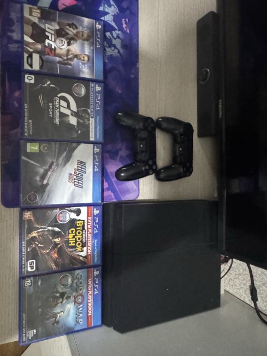 Продам Playstation 4
