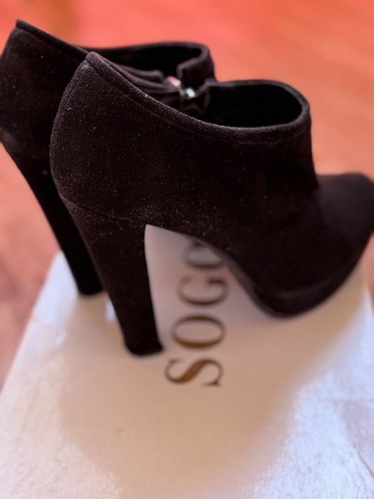 Женская обувь 37 рр