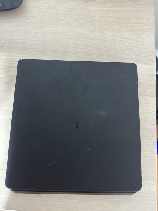 Ps4 slim 1tb