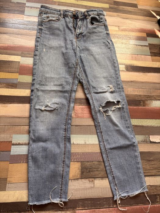 Светло сини дънки