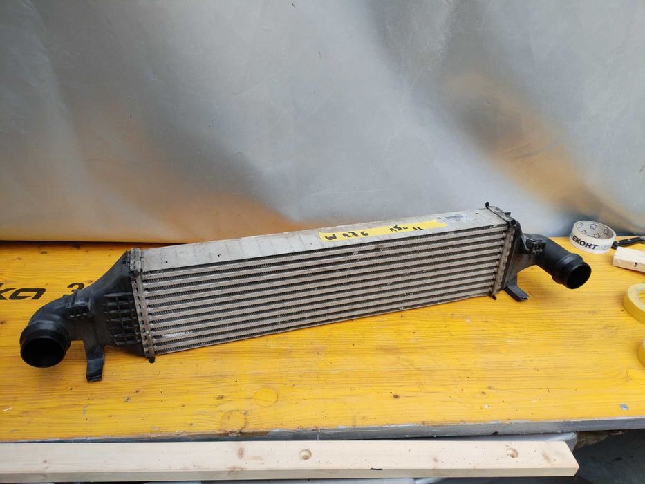 Интерколер Mercedes W176