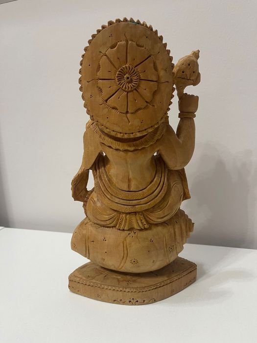 Продам ручной работы слона